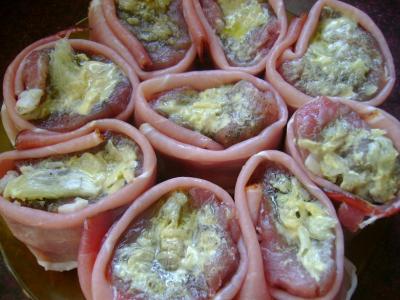 Szalonnába göngyölt fűszeres sertés szűzérmék recept fotója