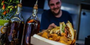 Már több mint száz food truck cirkál az országban - Ezek a legkedveltebb street food irányzatok Magyarországon