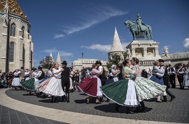 budavari-borfesztival-2019neptanc_640