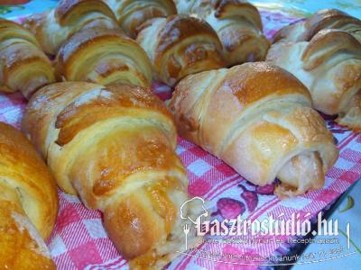 Hamis croissant recept fotója