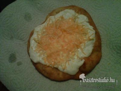 Igazi piaci lángos recept fotója