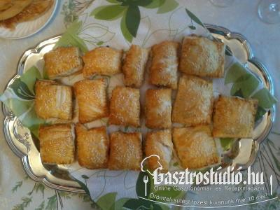 Túrós párna recept fotója