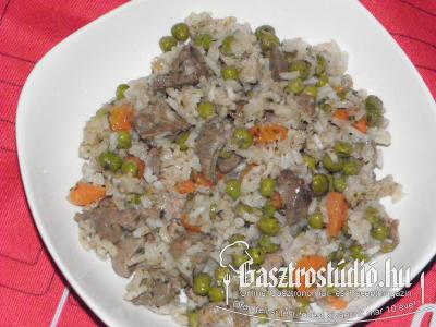 Zöldséges-rizses csirkemáj recept fotója